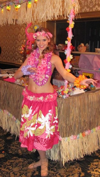 Emily- professional Hawaiian Luau Hula Dancer in New Jersey, traditional Hawaiian hula dancing and fast paced hip movements of Tahitian dance, kid's hula show dancer, NJ Hawaiian Hula Dancer