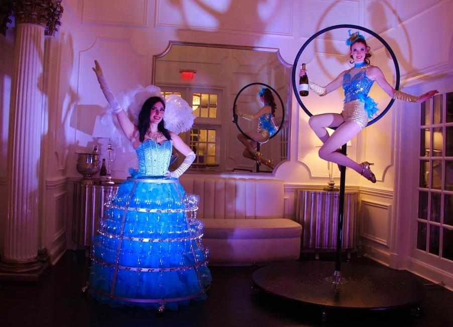 Hire Champagne Skrt and Aerial Pourer great for coporate events, promotions, holday parties, wedding receptions, and more.